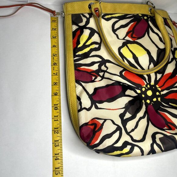 Relic Floral Yellow Reversible Tote Shoulder Bag Fabric Nylon Top Handle Zip - Picture 9 of 9